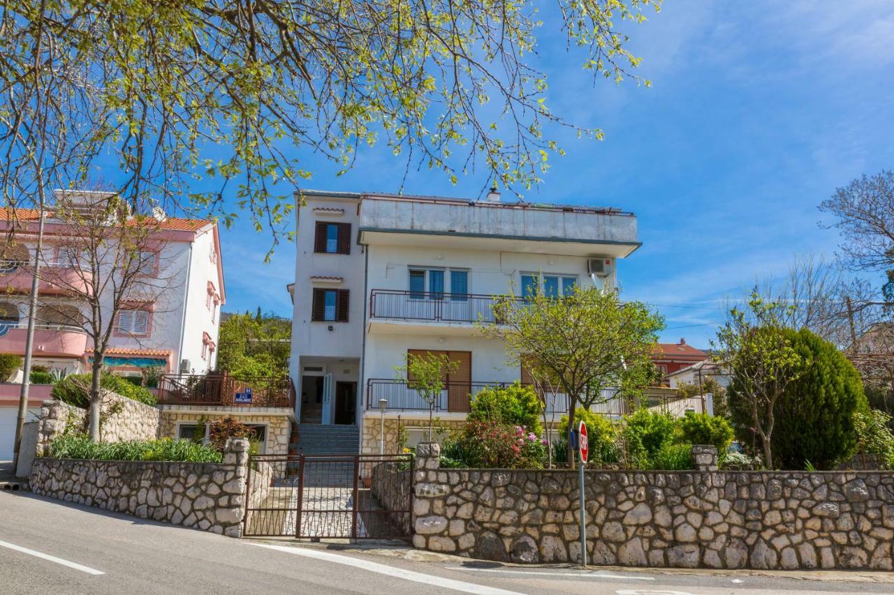 Apartman Nada دْغاماي المظهر الخارجي الصورة