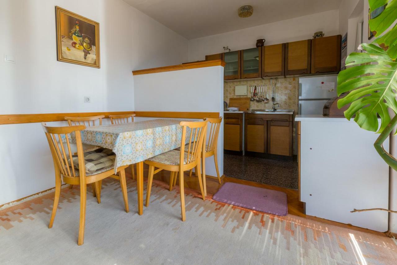 Apartman Nada دْغاماي المظهر الخارجي الصورة