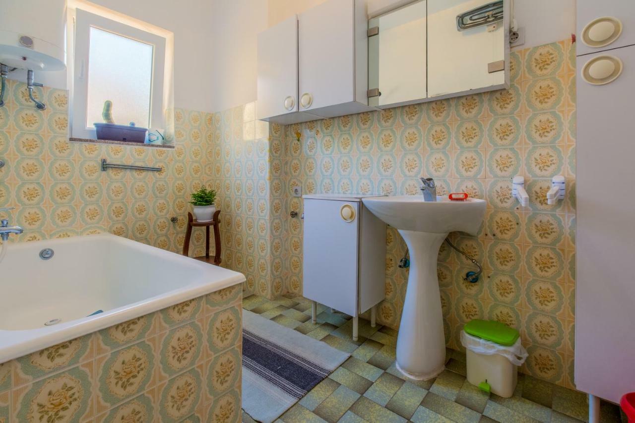 Apartman Nada دْغاماي المظهر الخارجي الصورة